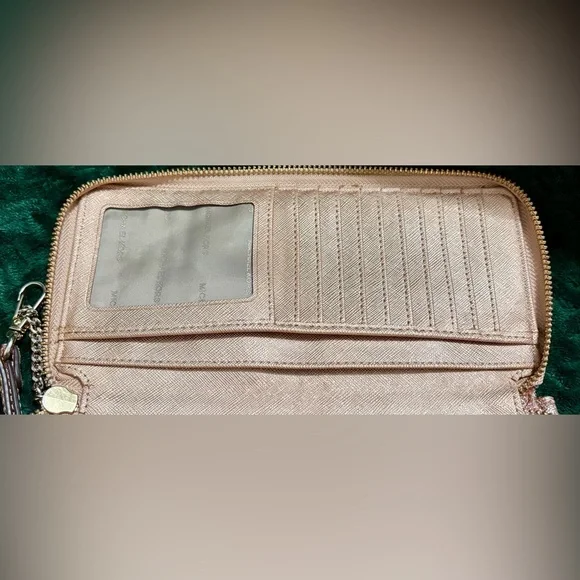 🩷💛 Michael Kors “Alex” Continental Wallet in Rose Gold Glitter - Picture 9 of 14